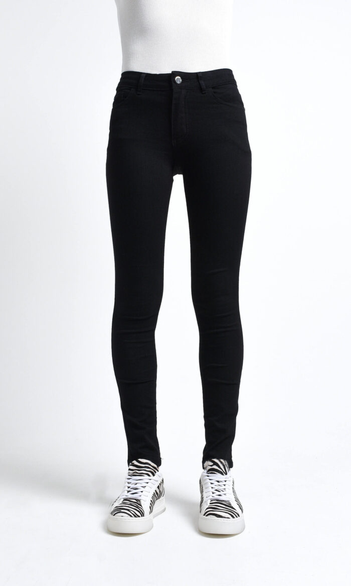 Alternative view of Legging Negro
