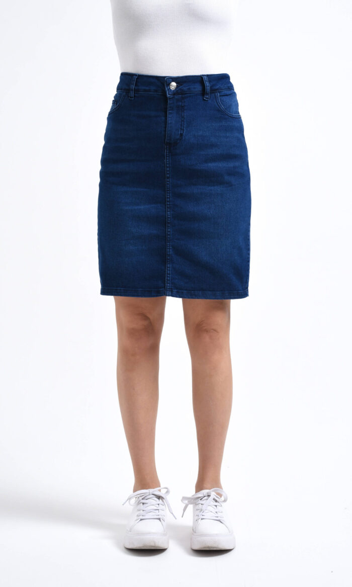 Alternative view of Pollera Doha