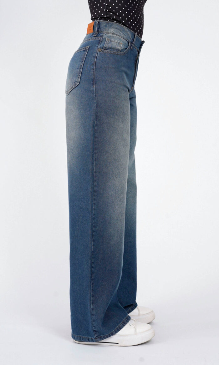Alternative view of Wide Leg Croacia