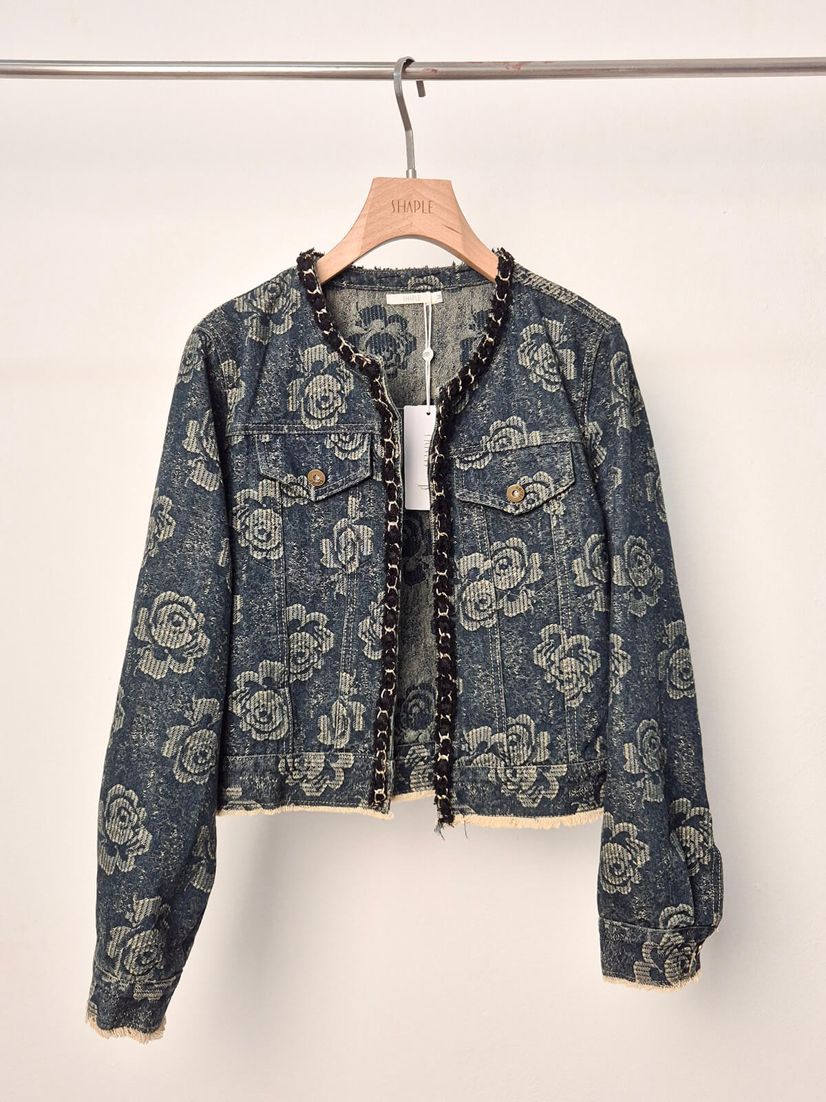 [7099] Campera